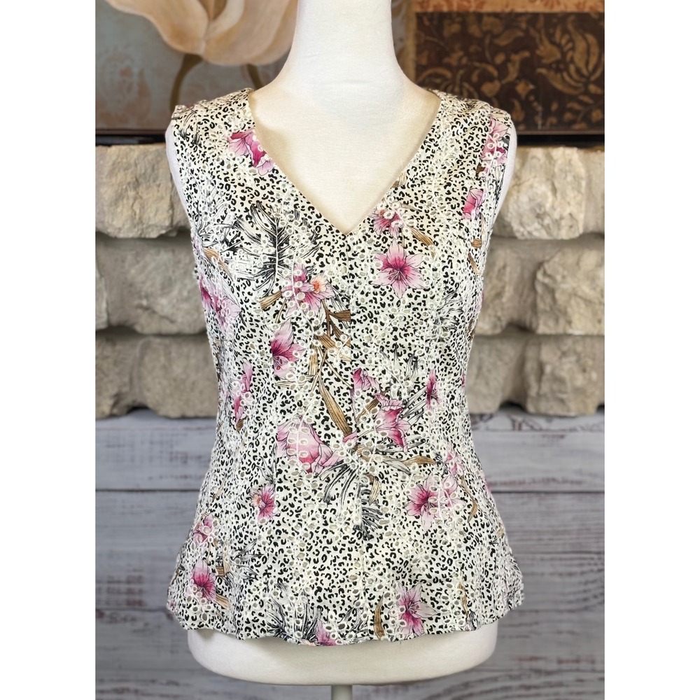 White House Black Market Leopard Floral‎ Eyelet Peplum Top Pink White Size 2